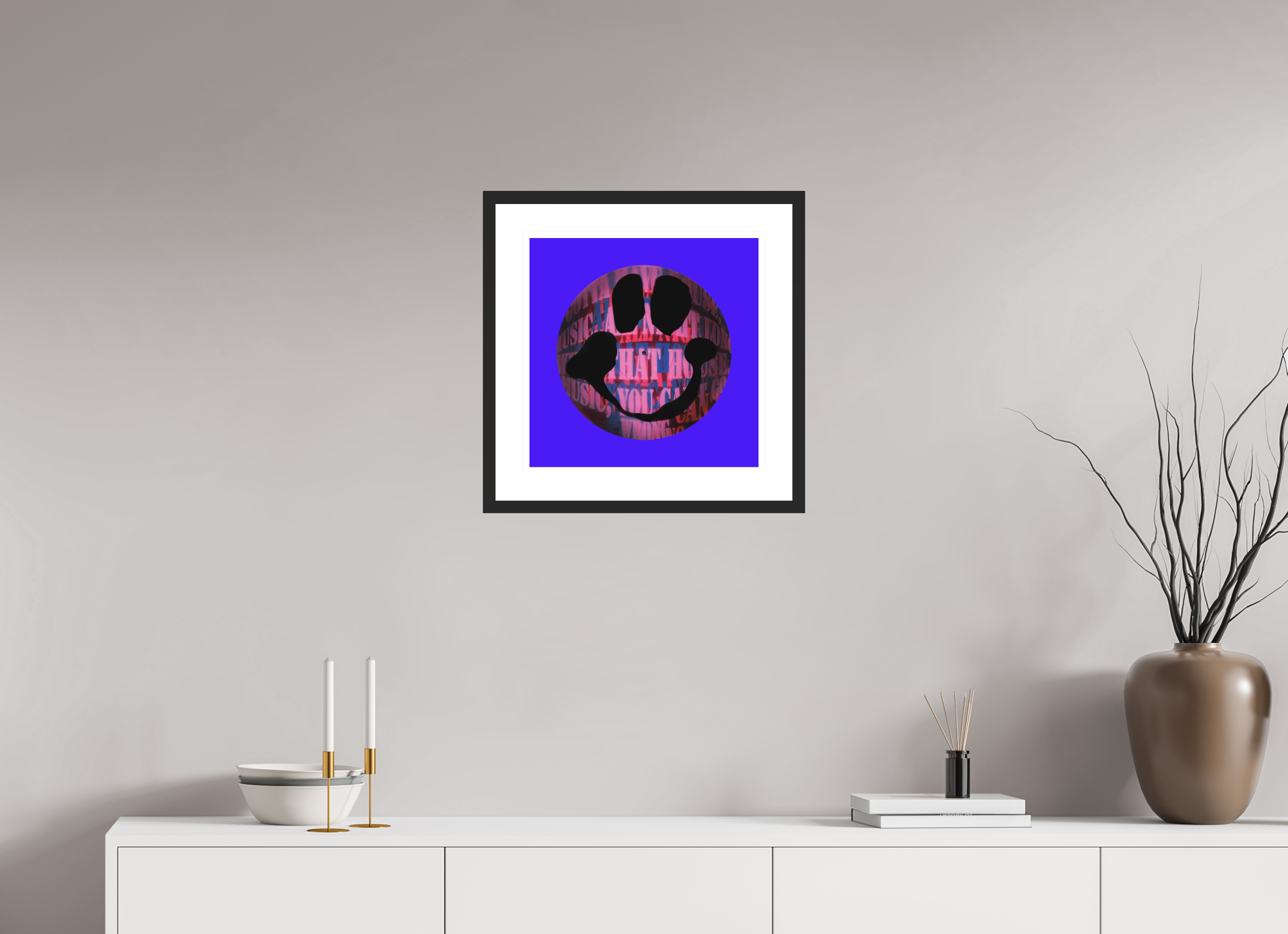 40 x 40 cm, FRAMED BLACK On the record 2 metallic print