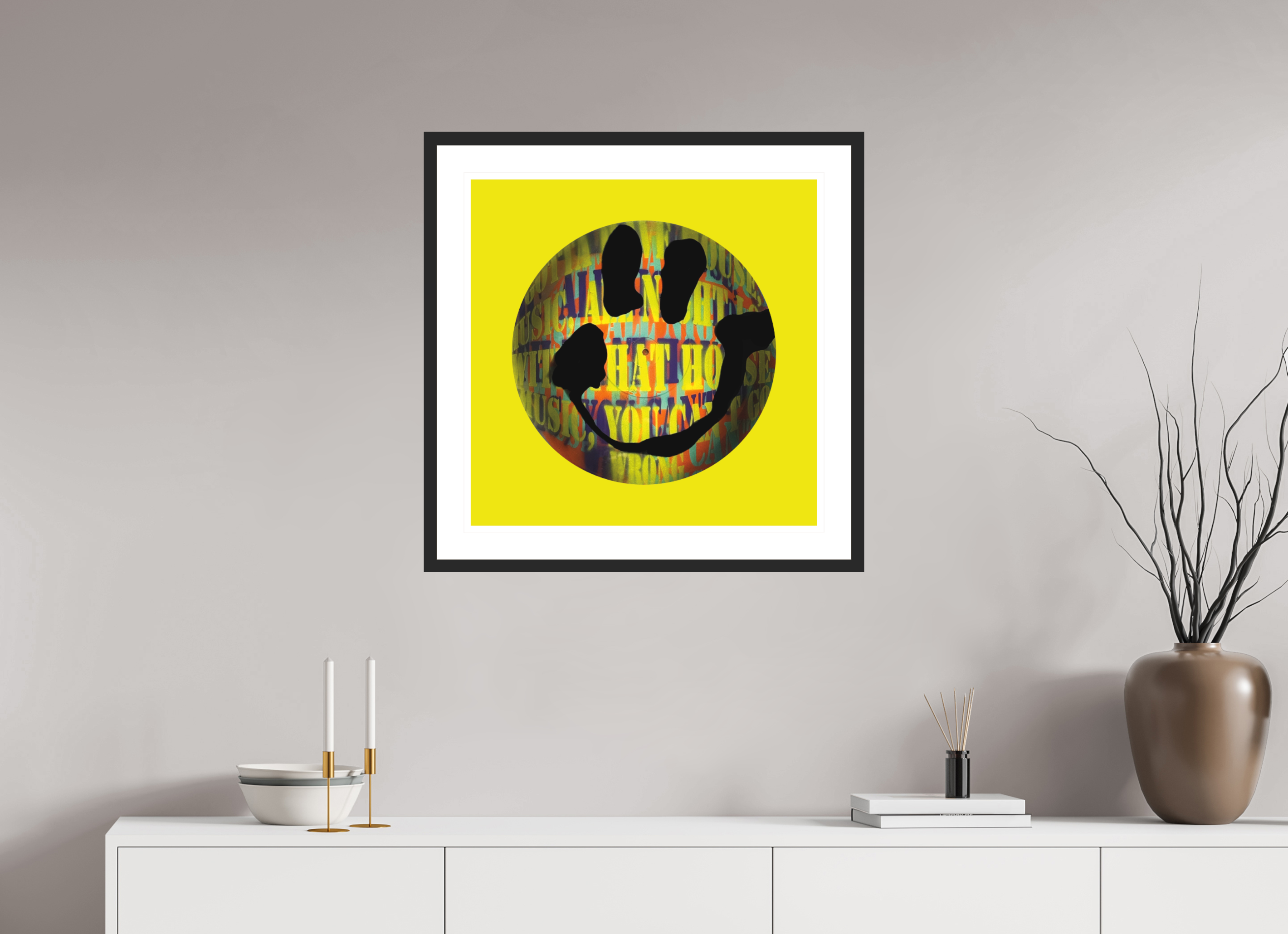 60 x 60 cm, FRAMED BLACK On the record 2 metallic print